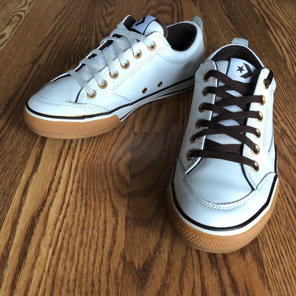 Converse Farley Ox leather sneakers size 9.5